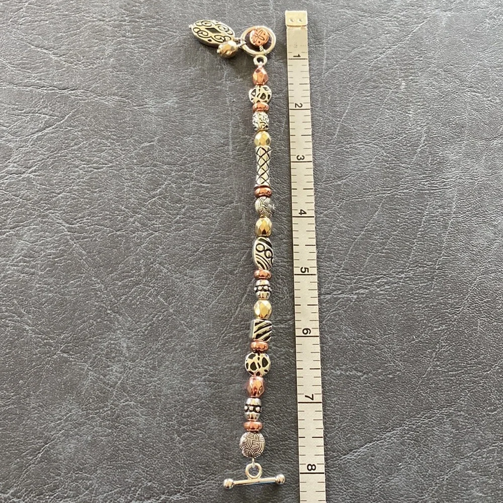 Tricolor stretch bracelet. NWOT - Picture 2 of 5
